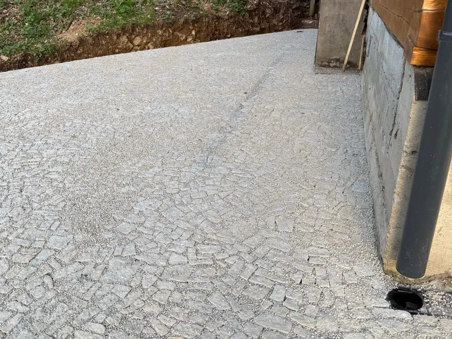 Hotová plocha